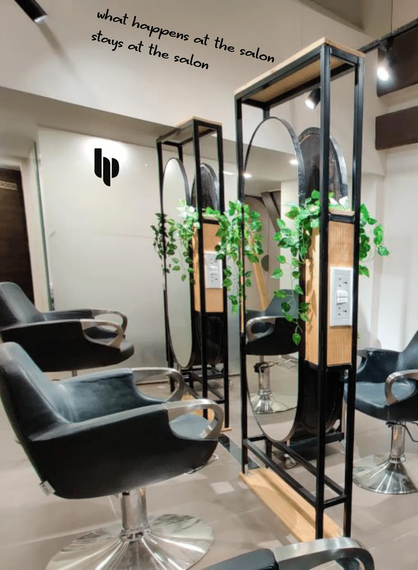 Himanshu Pal Salon photo 3